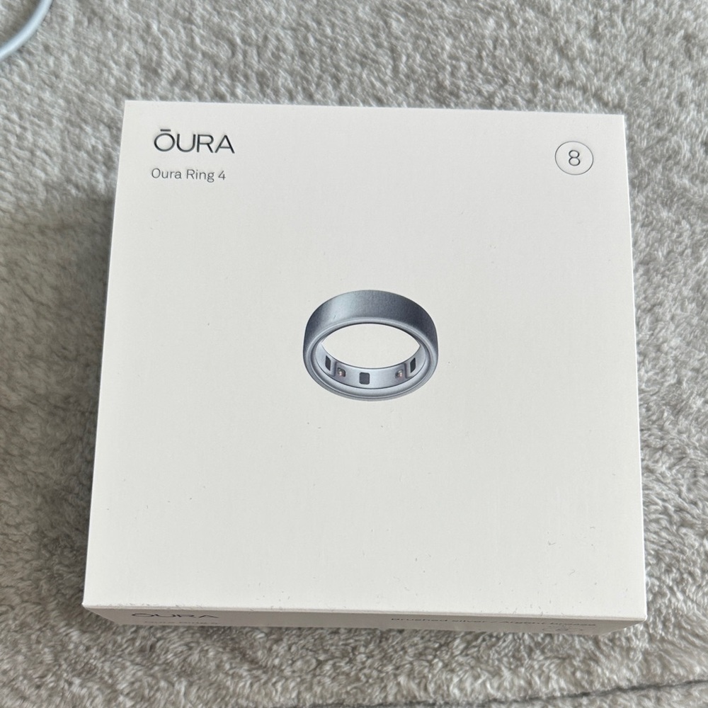 Oura Ring 4 size 8 brushed silver